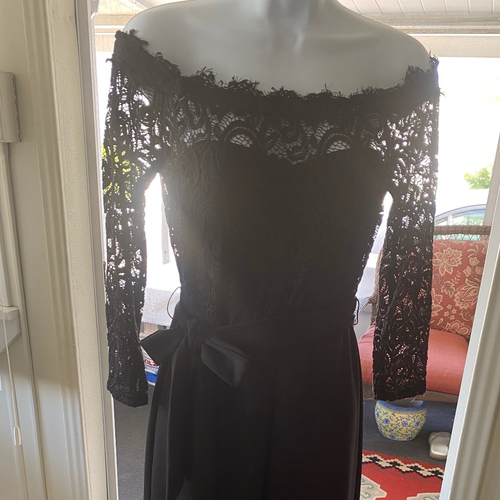 PREMIER AMOUR BLACK JUMPSUIT NWT SIZE 6